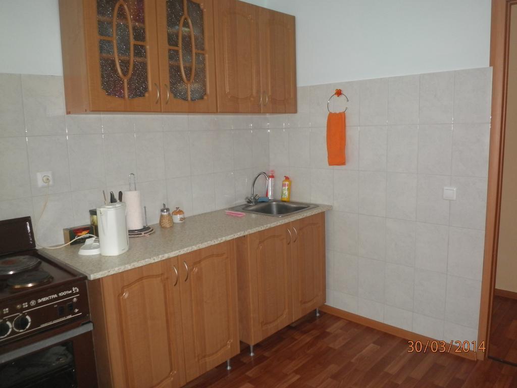 Apartment On Lenina 76 Togliatti Εξωτερικό φωτογραφία